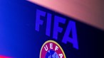 FIFA gây sức ép chấp nhận băng tay hình trái tim cầu vồng tại World Cup Qatar