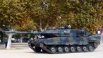 Đức đặt mua 18 chiếc Leopard để thay thế xe tăng gửi tới Kiev