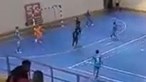 HLV Benavente tố cáo dọa giết sau trận thua 60-0